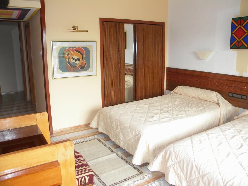 Sidi Harazem Hotell Eksteriør bilde